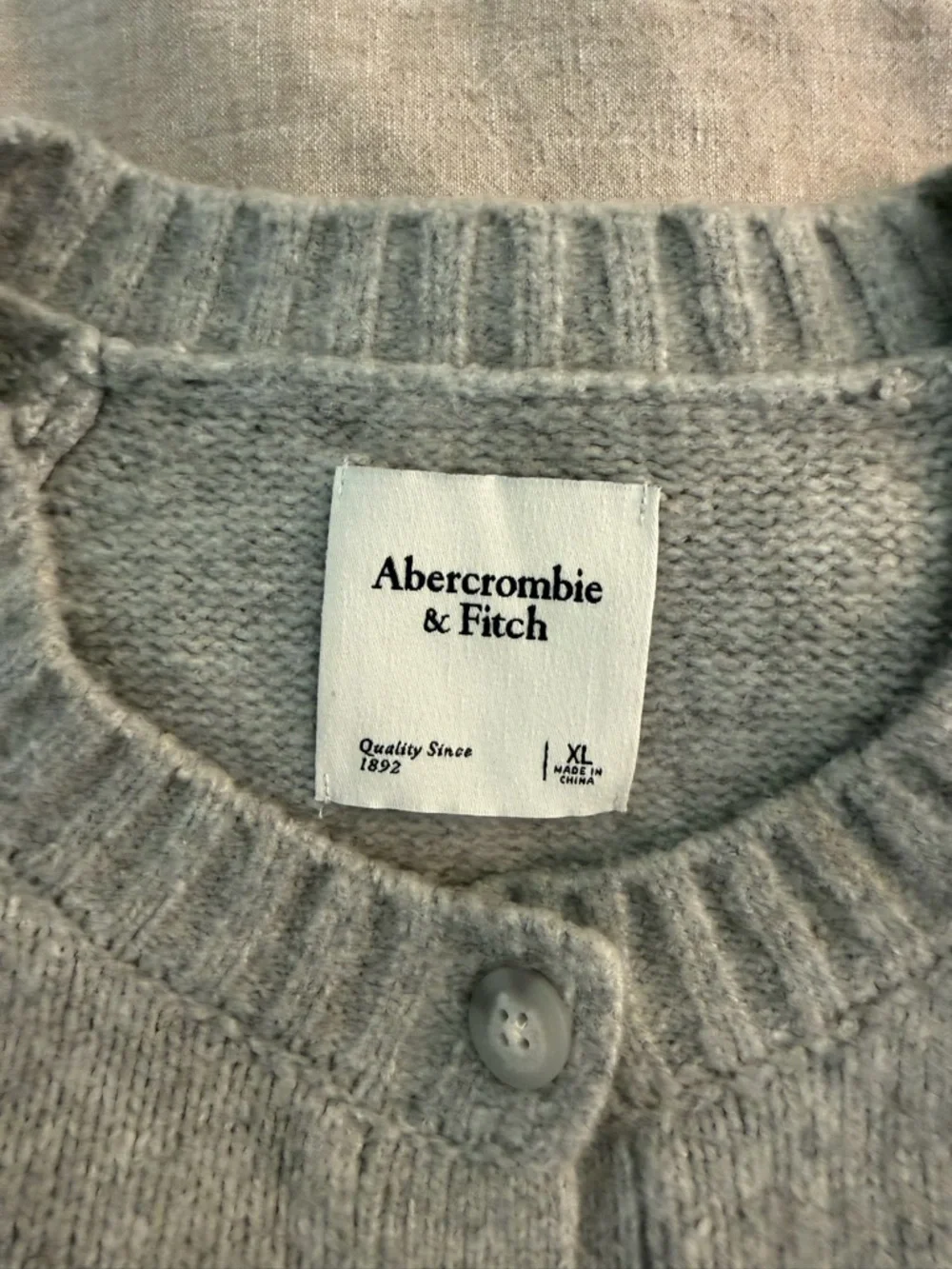 Abercrombie & Fitch Light Gray Button Cardigan - Picture 3 of 3